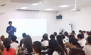 助力商户，，，决胜十一丨星南方店一线销售精英专场培训会