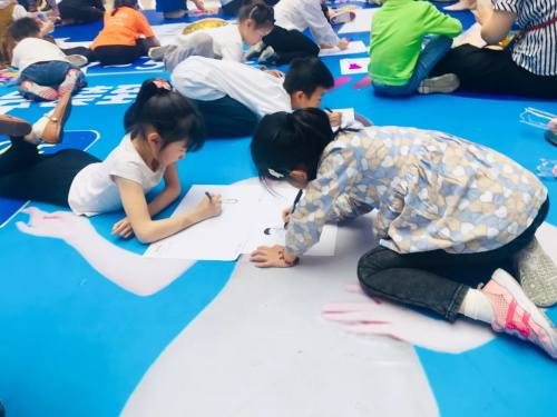 老子有钱lzyq88官网微校(5).JPG