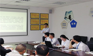 宜昌店发展&ldquo;老子有钱lzyq88官网之家企业文化解读暨《老子有钱lzyq88官网故事集》念书分享会&rdquo;