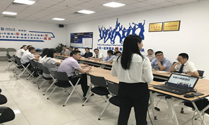 光谷店组织发展《考勤小讲堂》培训